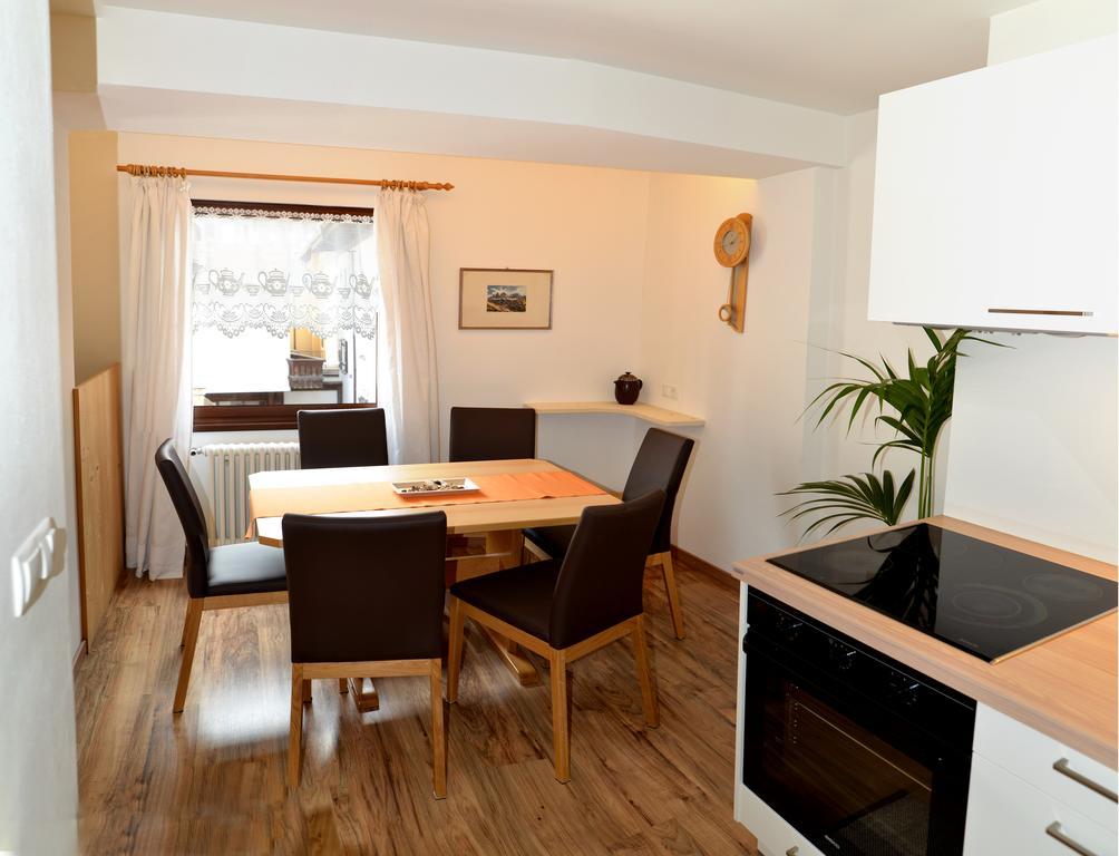 אורטיסיי Apartments Rezia מראה חיצוני תמונה