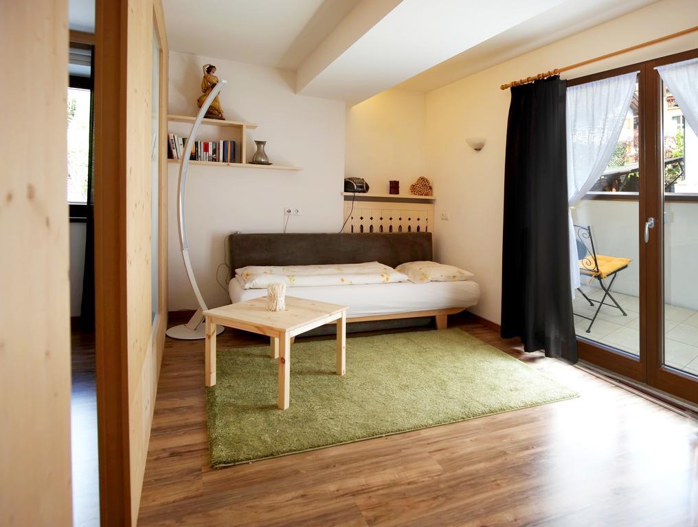 אורטיסיי Apartments Rezia מראה חיצוני תמונה
